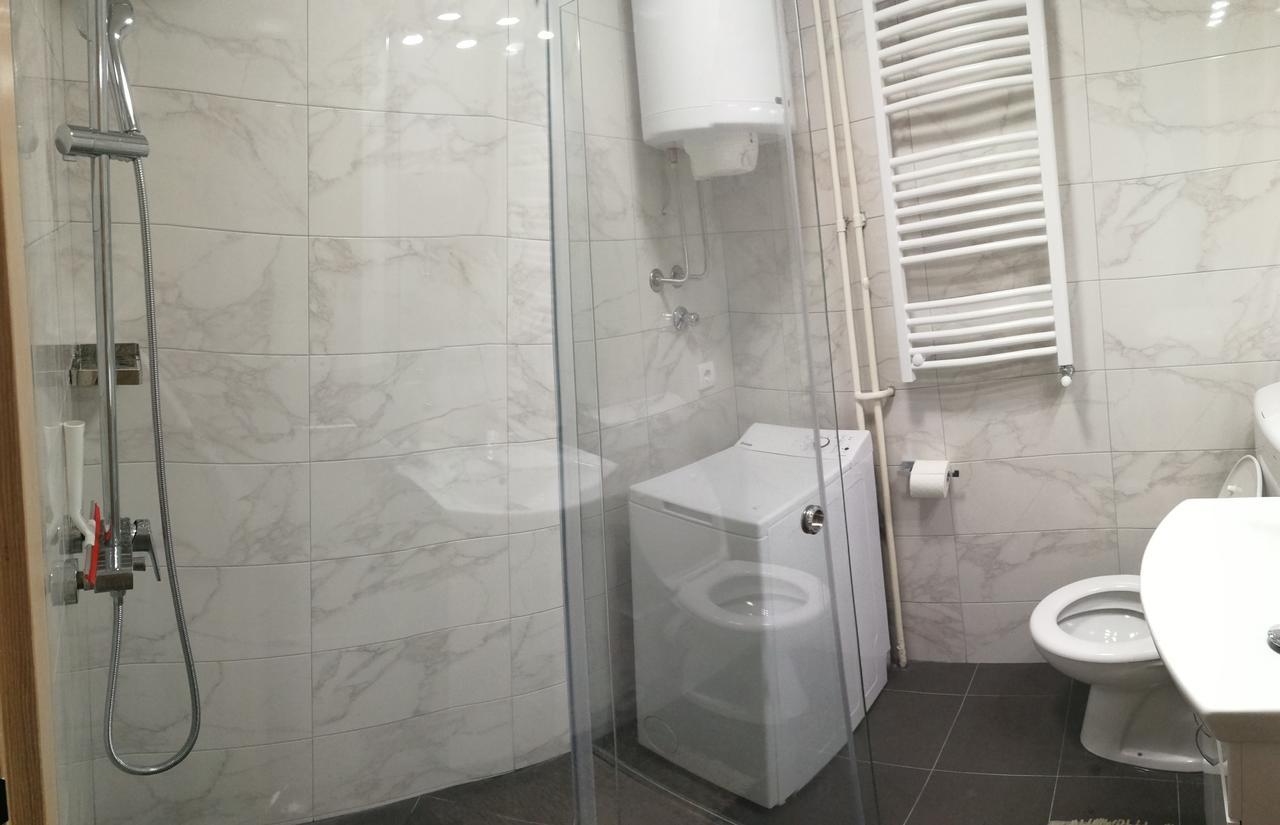 בלגרד Apartment Oasis Banovo Brdo-Ada Ciganlija מראה חיצוני תמונה